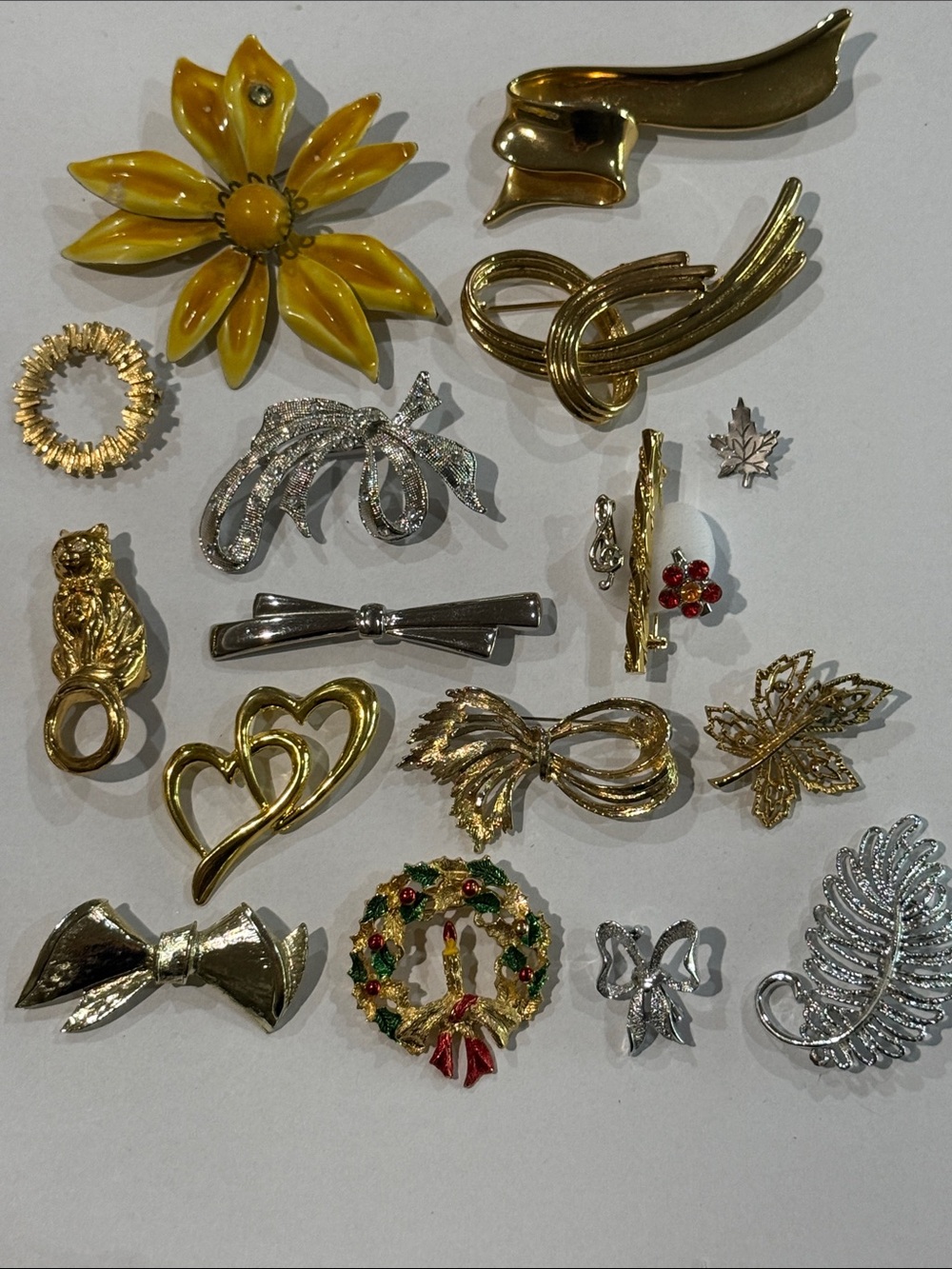 Vintage lot of 18 Assorted Brooch Pin Set / 4 Signed Gerry’s Enamel Rhinestone